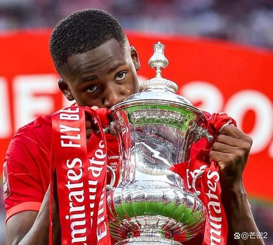 弗洛伦蒂诺表示将补强阵容 和安帅就引援达一致